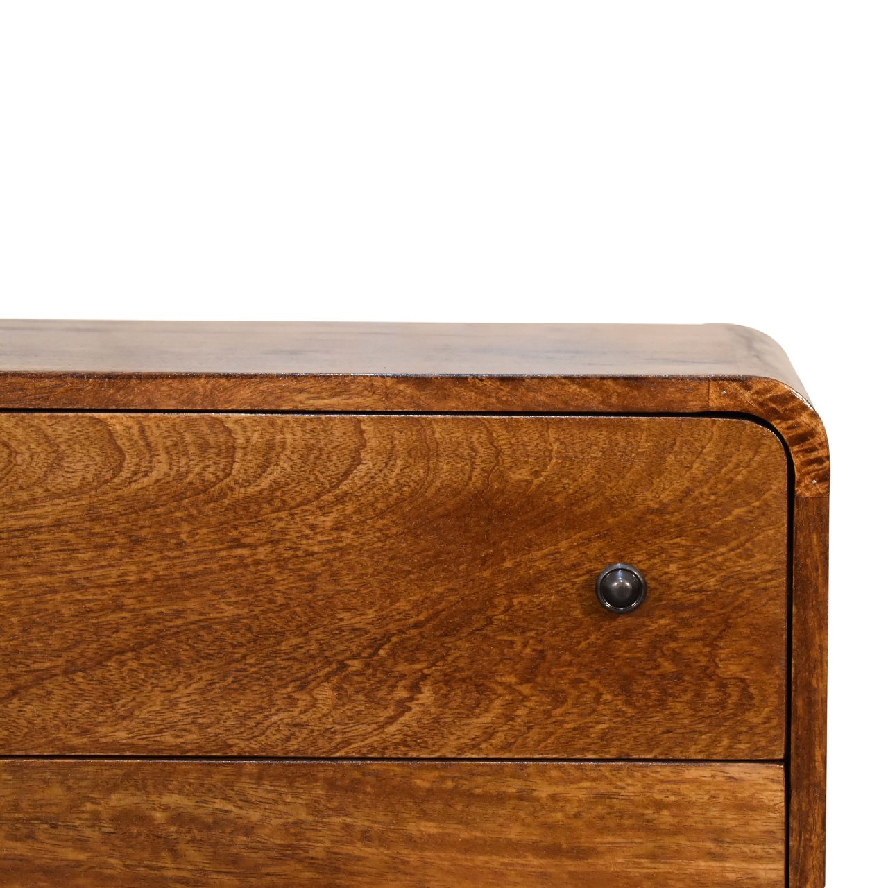 Mini Nova chestnut chest top surface with brass knobs