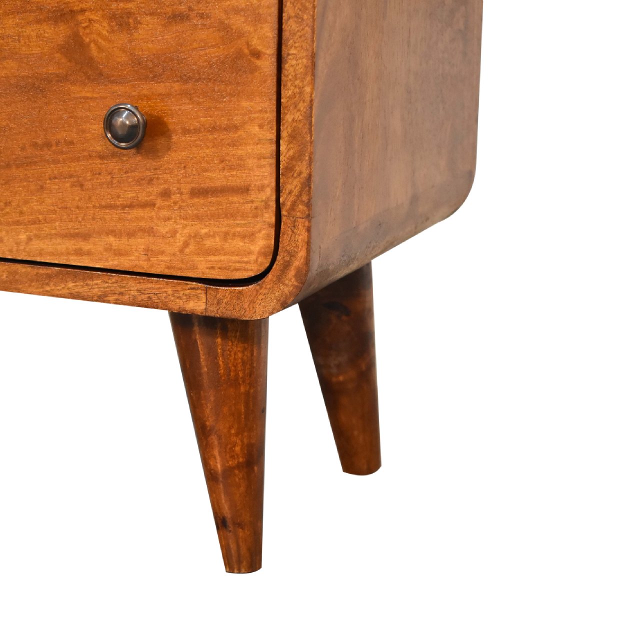 Mini Nova chestnut chest dimensions reference