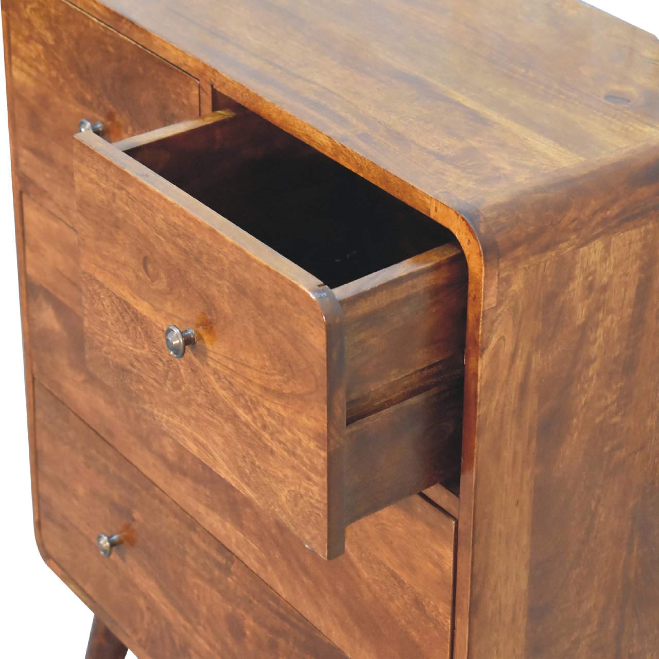 Arlo 4-drawer chest dimensions scale reference