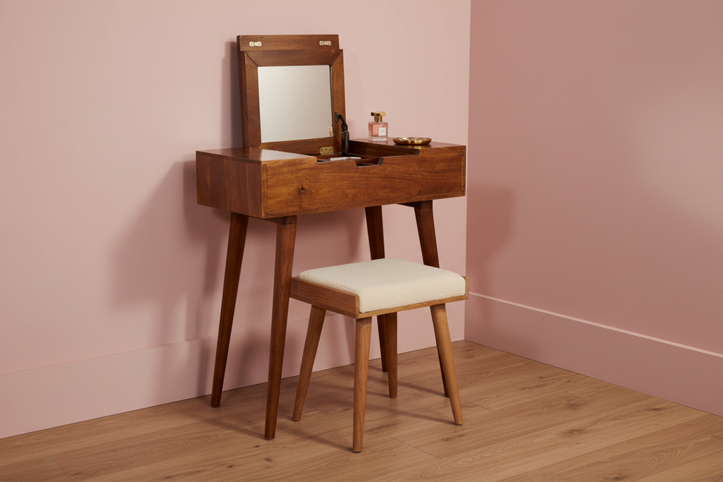 Atelier cream boucle stool handwoven cotton yarn with solid mango wood legs – front view